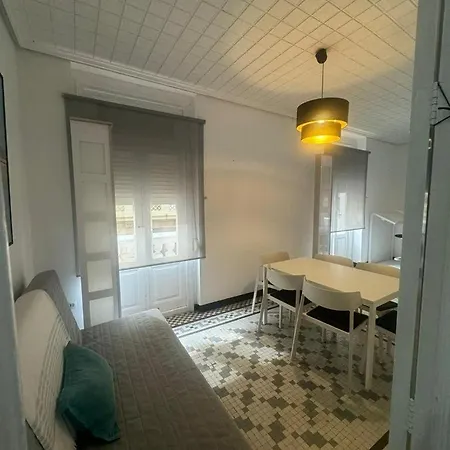 Apartamento En Pleno Centro * Valenza